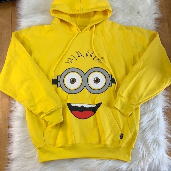 Pacific & Co Tops - Pacific & Co Minion hoodie like new Kevin
